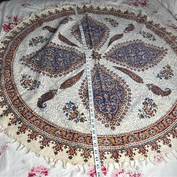 Vintage Round Tablecloth Isfahan Iran Hand Woven Paisley 45” Diameter Borkhar